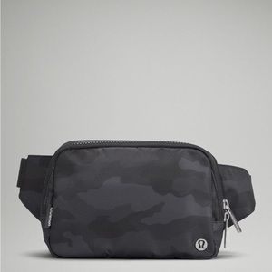 Lululemon Everywhere Belt Bag Large 2L